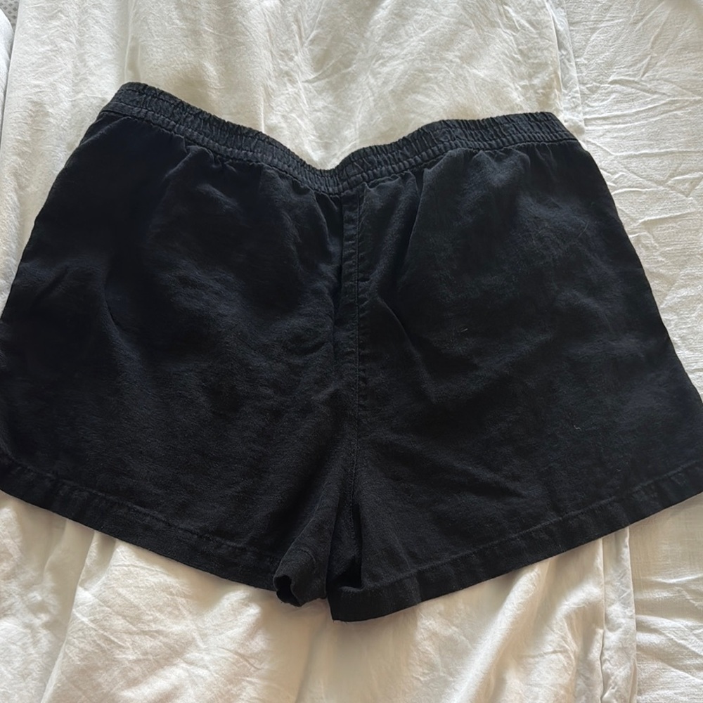 Women's Black Casual Shorts - Picture 4 of 4